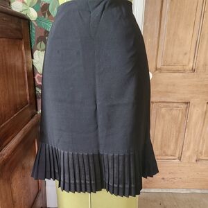 ALFANI Elegant Black Pleated Skirt